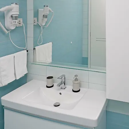 Abelia, Two Terraces, Hot Tub, Free Parking 두브로브니크