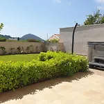 Abelia, Two Terraces, Hot Tub, Free Parking * Dubrownik
