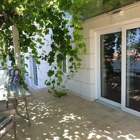 Apartment Abelia, Two Terraces, Hot Tub, Free Parking Dubrovnik