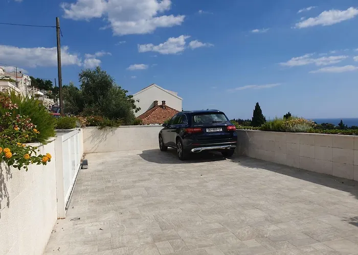 Abelia, Two Terraces, Hot Tub, Free Parking * Дубровник